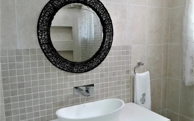 Rostalyn Guesthouse