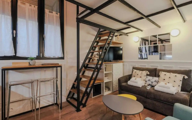 Comfortable Duplex in the Heart of Paris!
