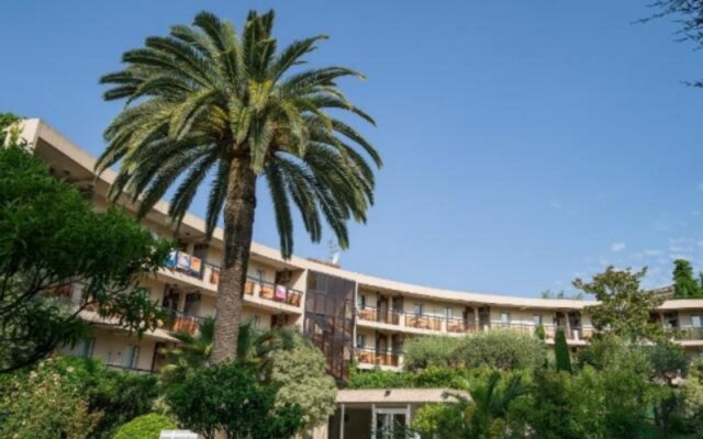 Отель Maeva Residence Les Palmiers Франция, Ницца - отзывы, цены и фото номеров - забронировать отель Maeva Residence Les Palmiers онлайн вид на фасад