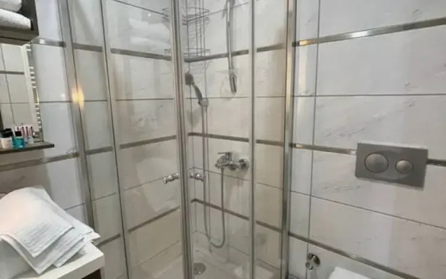 Brand-new Studio Apartment Near Mall of Istanbul