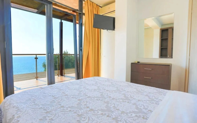Kalma Villa Dio in Moudania