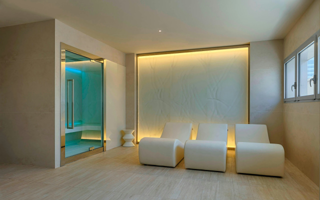 Four Points by Sheraton Oran