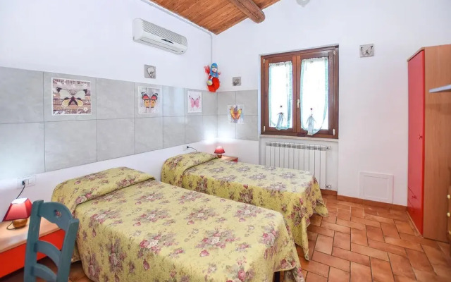 Stunning Home in Valentano With 3 Bedrooms and Wifi