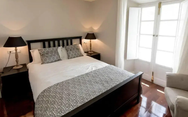 Orangesquare-4bedroom -4 Bathrooms-8 Guests