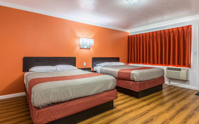Motel 6 Tremonton, UT