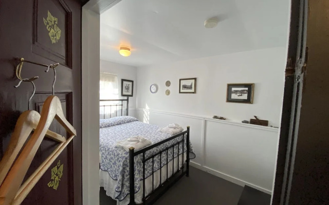 McCarthy Lodge Resort