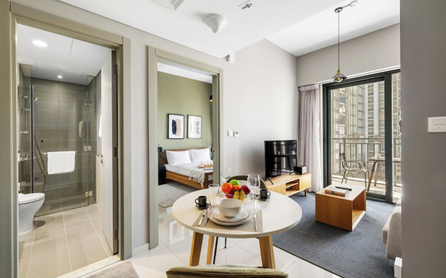 Canal View 1BR Near Business Bay Metro
