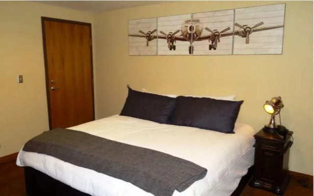 Aviation Suites