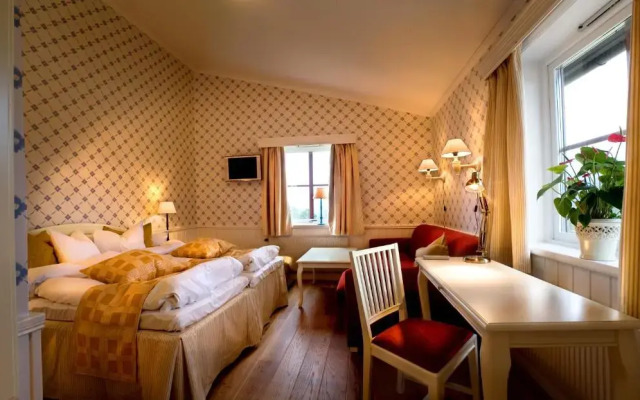 Gammelgården Hotell