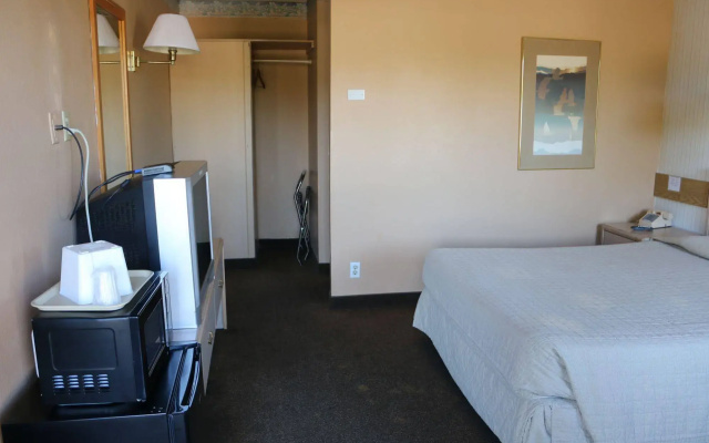 Studio 6 Suites Albany, OR