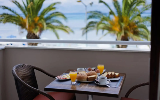 Aphrodite Beach Hotel