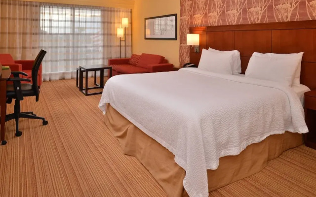 Courtyard Burlington Mt. Holly Westampton