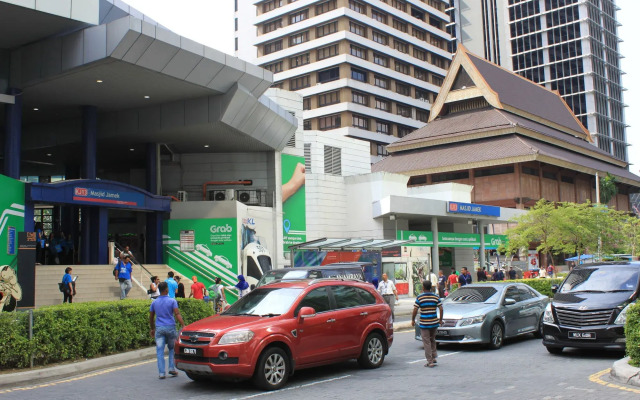 BIG M Hotel
