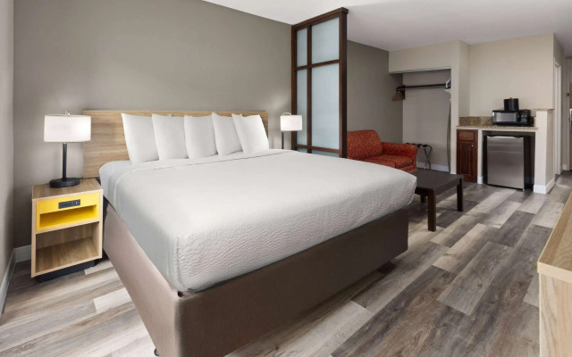 Days Inn By Wyndham Jackson Downtown