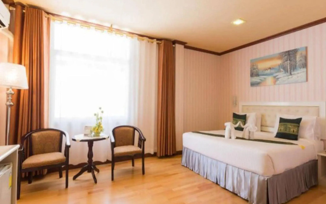 Korat Hotel (SHA Plus+)