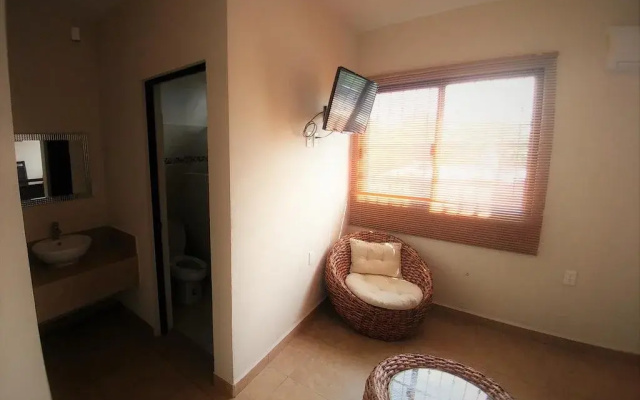 El Roble Hotel