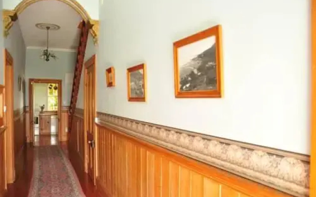 Endless Summer Lodge