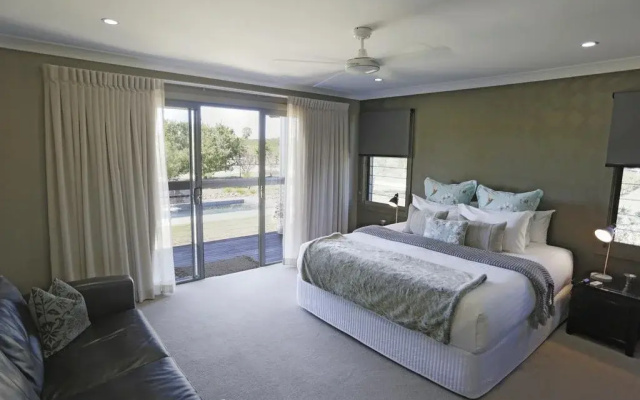 Lilies Luxury Retreats