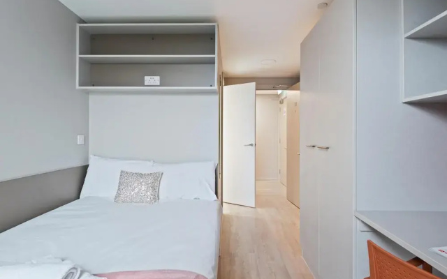 Fab 6BR APT Perfect for Sightseeing - Sleeps 6
