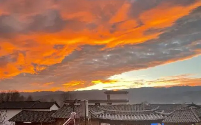 Shaxi Nanxi Elegant Courtyard Guesthouse