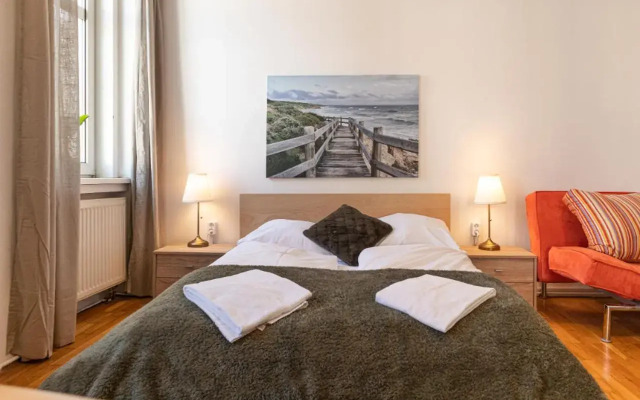 Simple Apartment near Wiener Stadthalle
