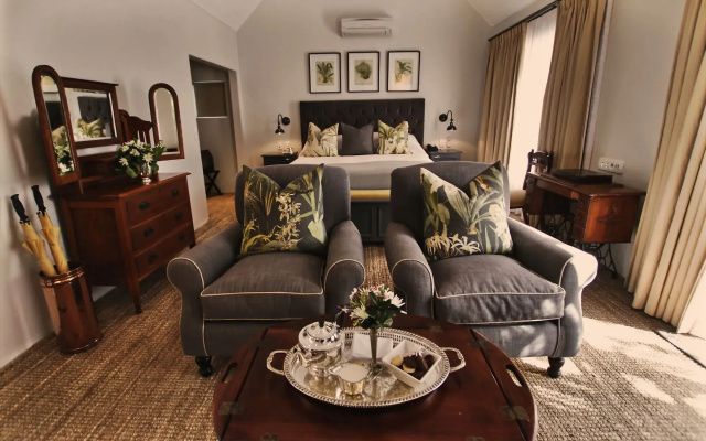 Hunter's Country House