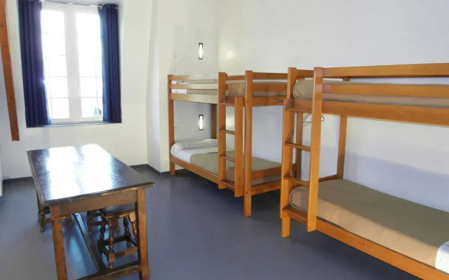 MIJE Fauconnier - Fourcy - Maubuisson - Hostel