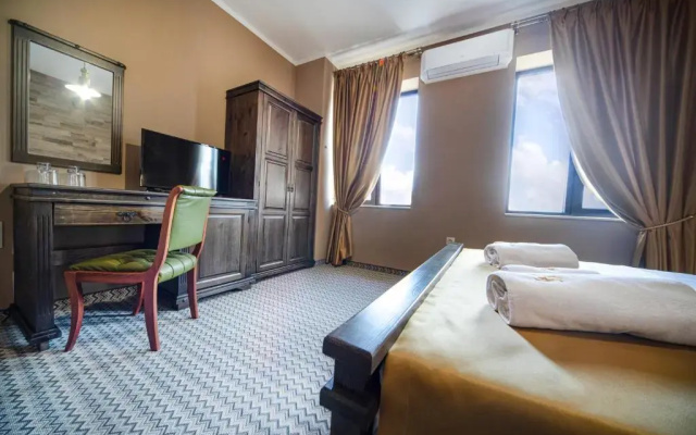 Hotel Antique