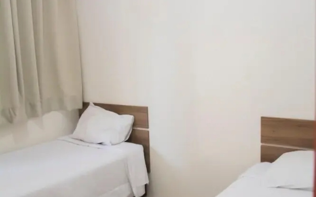 Leati's Hotel