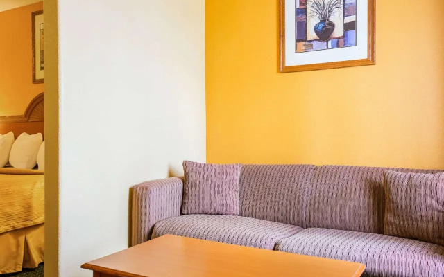 Quality Inn & Suites Franklin