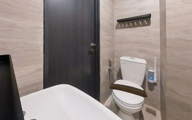 Modern And Bright Studio Apartment Collins Boulevard