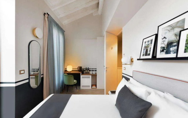 Velvet Grey Boutique Hotel