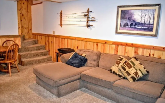 Camp Pinemere 5 Bedroom Home