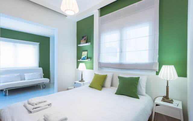 Отель Thessaloniki Seaside Apartment A&B Греция, Салоники - отзывы, цены и фото номеров - забронировать отель Thessaloniki Seaside Apartment A&B онлайн вид на фасад