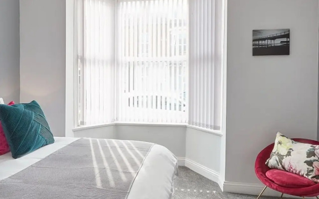 Host Stay Riftswood Ruby