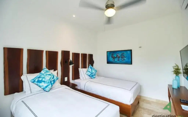 2 Bedrooms Apartment with Private Terrace