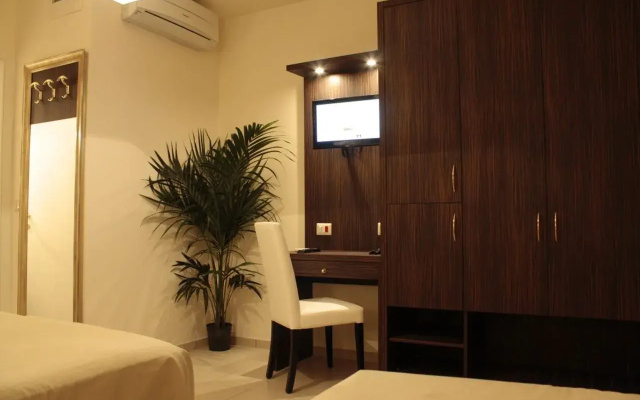 Hotel Donatella Pinarella