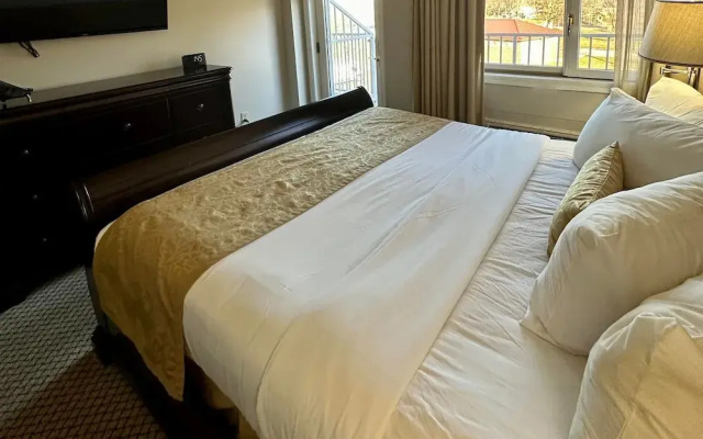 Bella Vista Suites