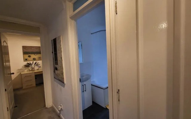 Captivating 2-bed Apartment in Southend-on-sea