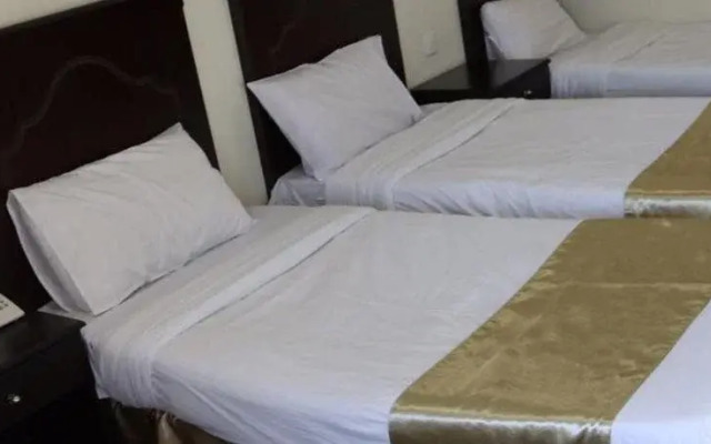 Iskan Hotel 4