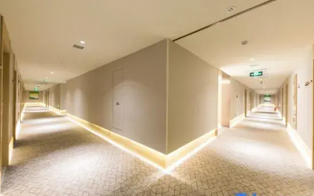 Ji Hotel (Linqu Longyun)