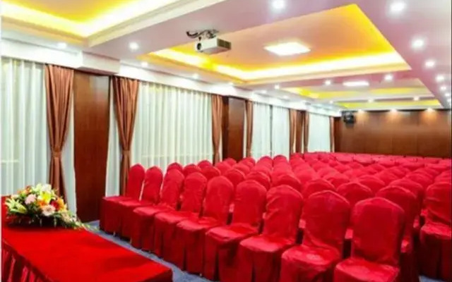 Borrman Hotel Guangzhou South Railway Station Qifu Xincun