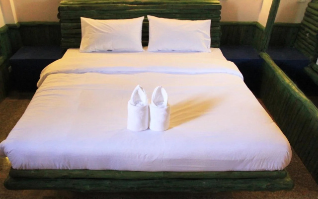 Huasai Palm Inn