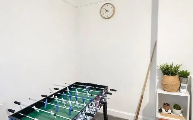 Spacious Easter Road 2BR Apartment