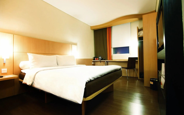 ibis Surabaya City Center