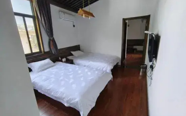 Jixi Longdewen Inn