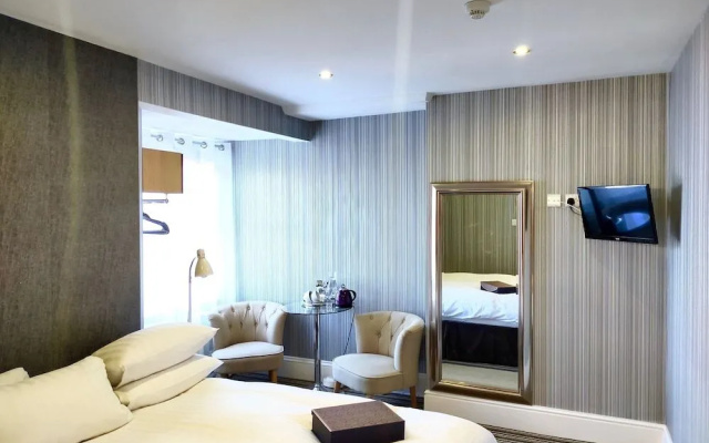 Regency Rooms