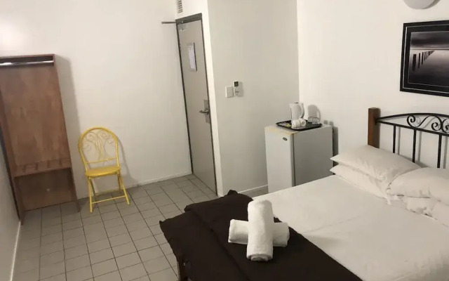 Airlie Waterfront Accomodation - Hostel