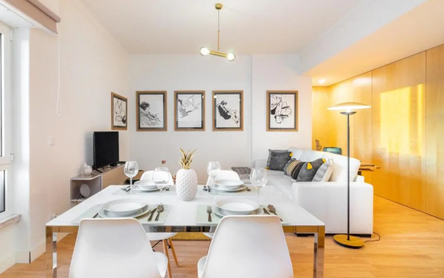 WHome | Anjos Stylish Apartment #10