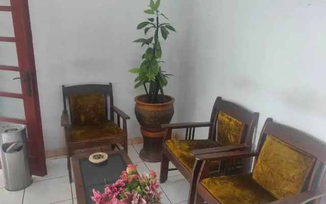 OYO 3329 Hotel Mulya Jaya